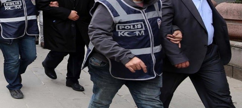 Ardahan'da uyuşturucu ticareti yaptıkları iddiasıyla 3 zanlı tutuklandı