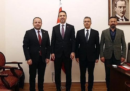 Ak Parti Ardahan Milletvekili Kaan Koç Hanak İlçesin de doğalgaz çalışmalarına başlanıyor 
