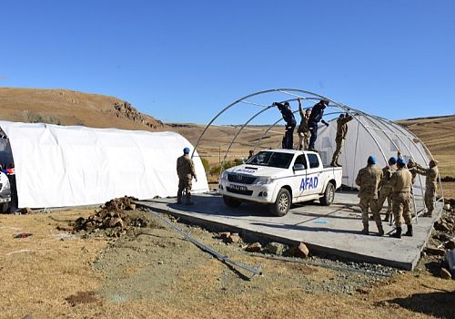 Ardahan Haberi: Ardahan'da Devletin tüm imkanları deprem bölgesinde