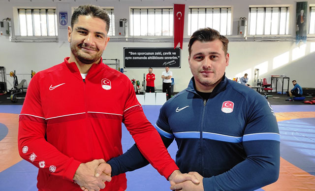 Milli güreşçiler Taha Akgül ve Rıza Kayaalp, Avrupa Şampiyonası öncesi iddialı 