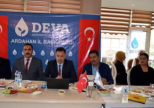 Deva Partisi Ardahan İl Başkanı Yıldız Basın Açıklaması Yaptı 