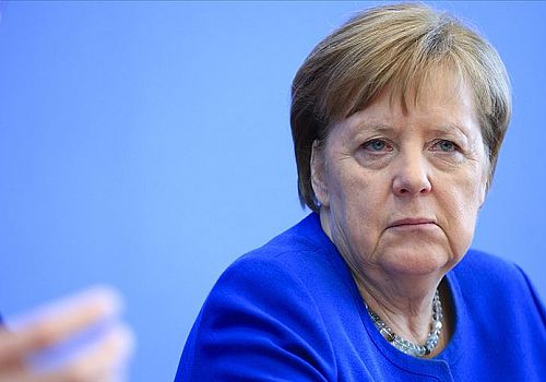 Merkel koronavirüs nedeniyle kendisini karantinaya aldı